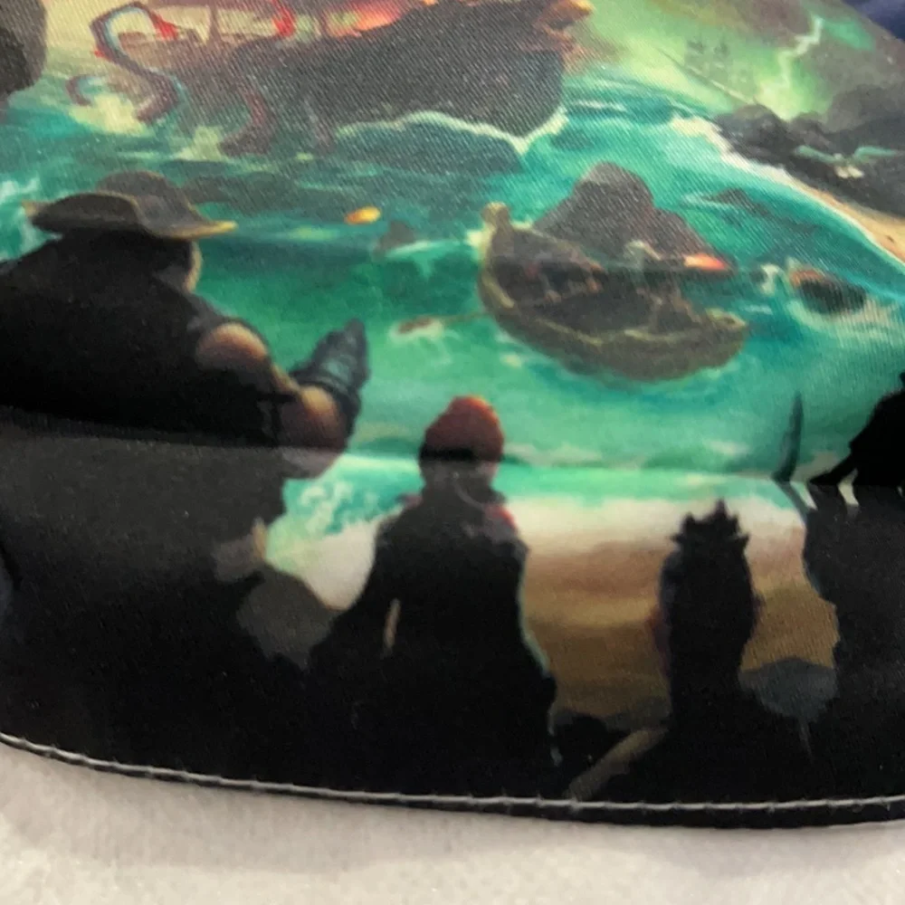 New Sea of Thieves face mask